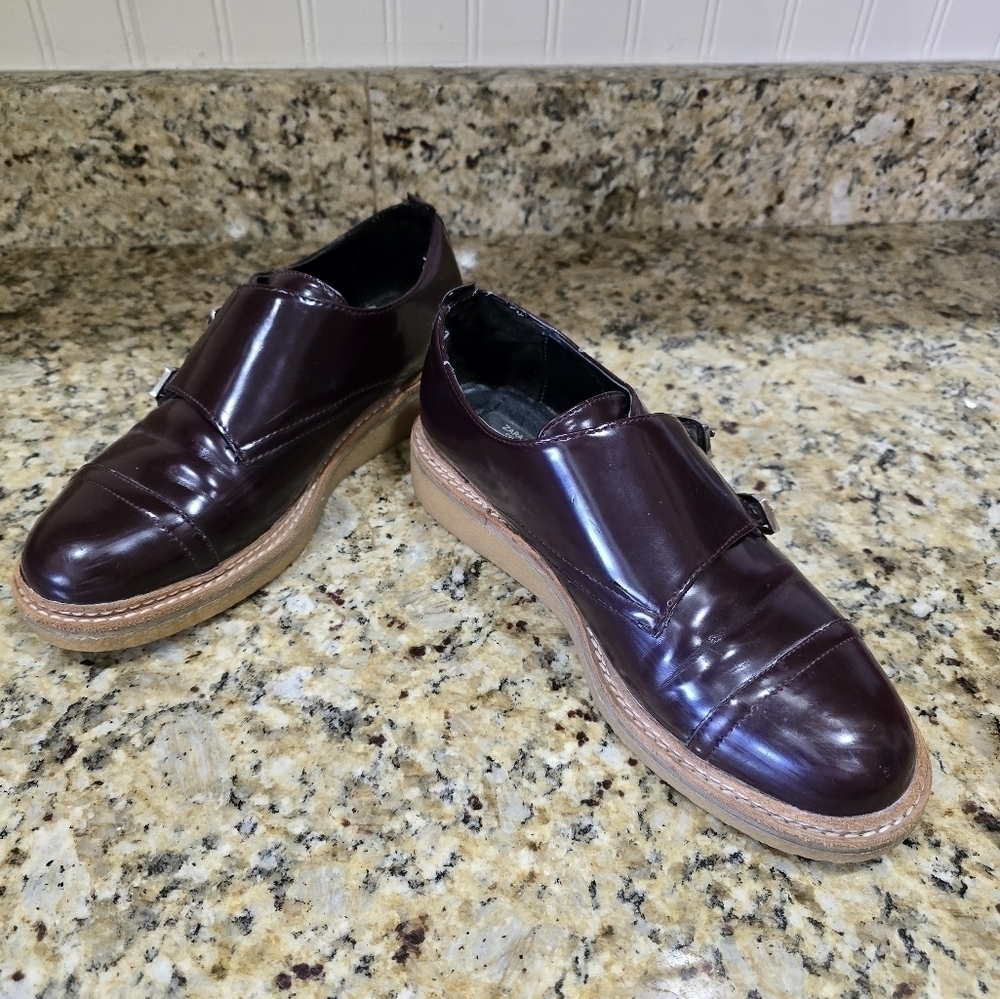 Zara Trafaluc Cade Monk Strap Slip-on Shoe Womens 38 (8) Maroon Patent Platform